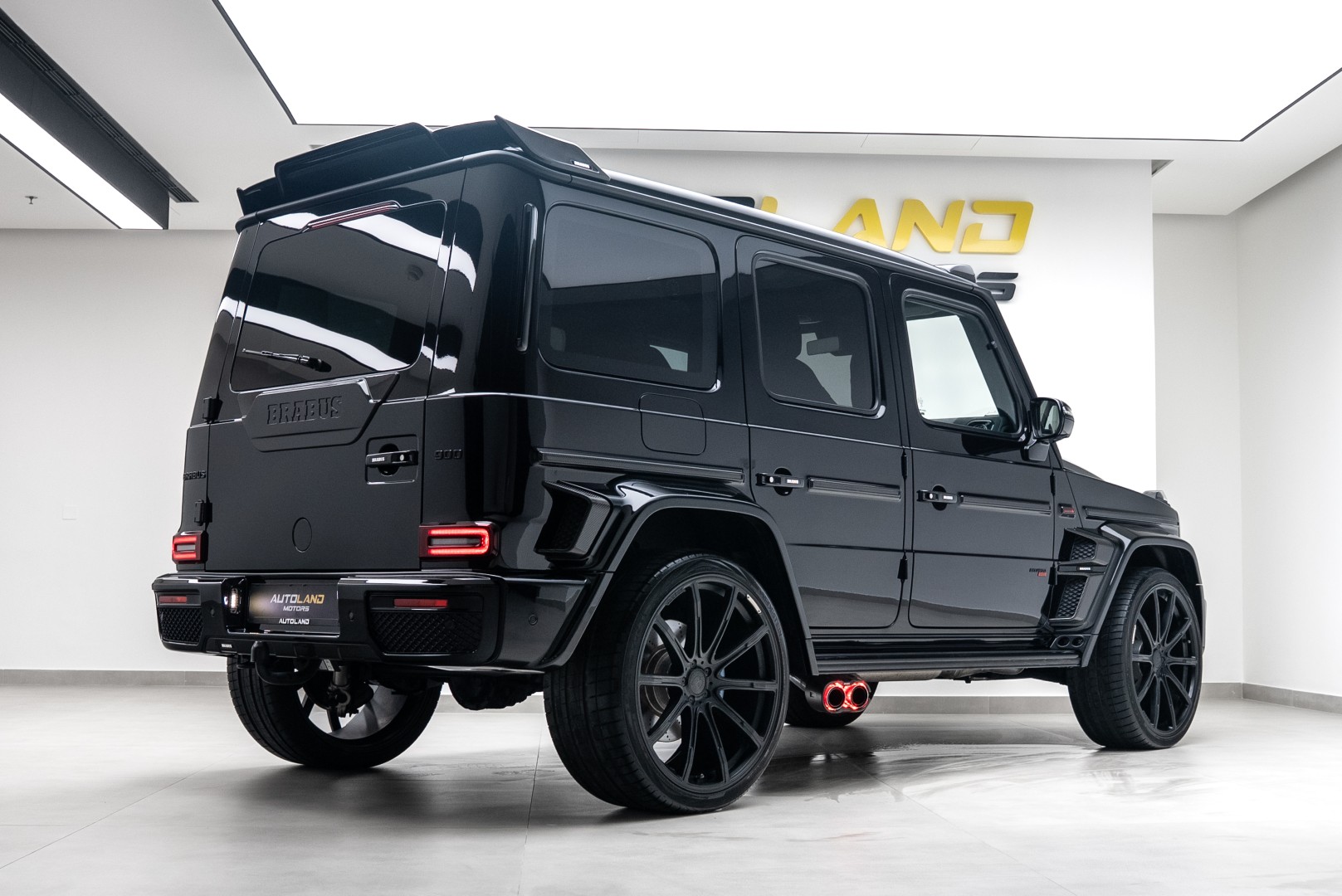 2022 BRABUS 900 ROCKET EDITION. EXCELLENT CONDITIONS.